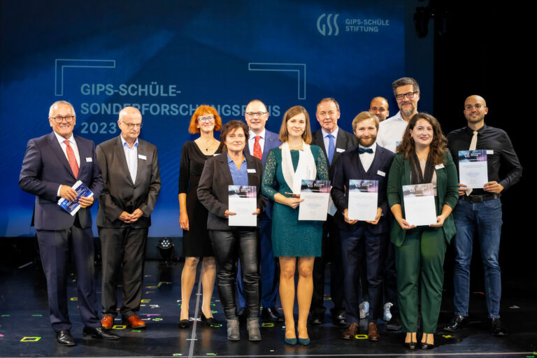 gss-gips-schuele-stiftung-forschungspreis-2023-antje-ota-gruppenbild