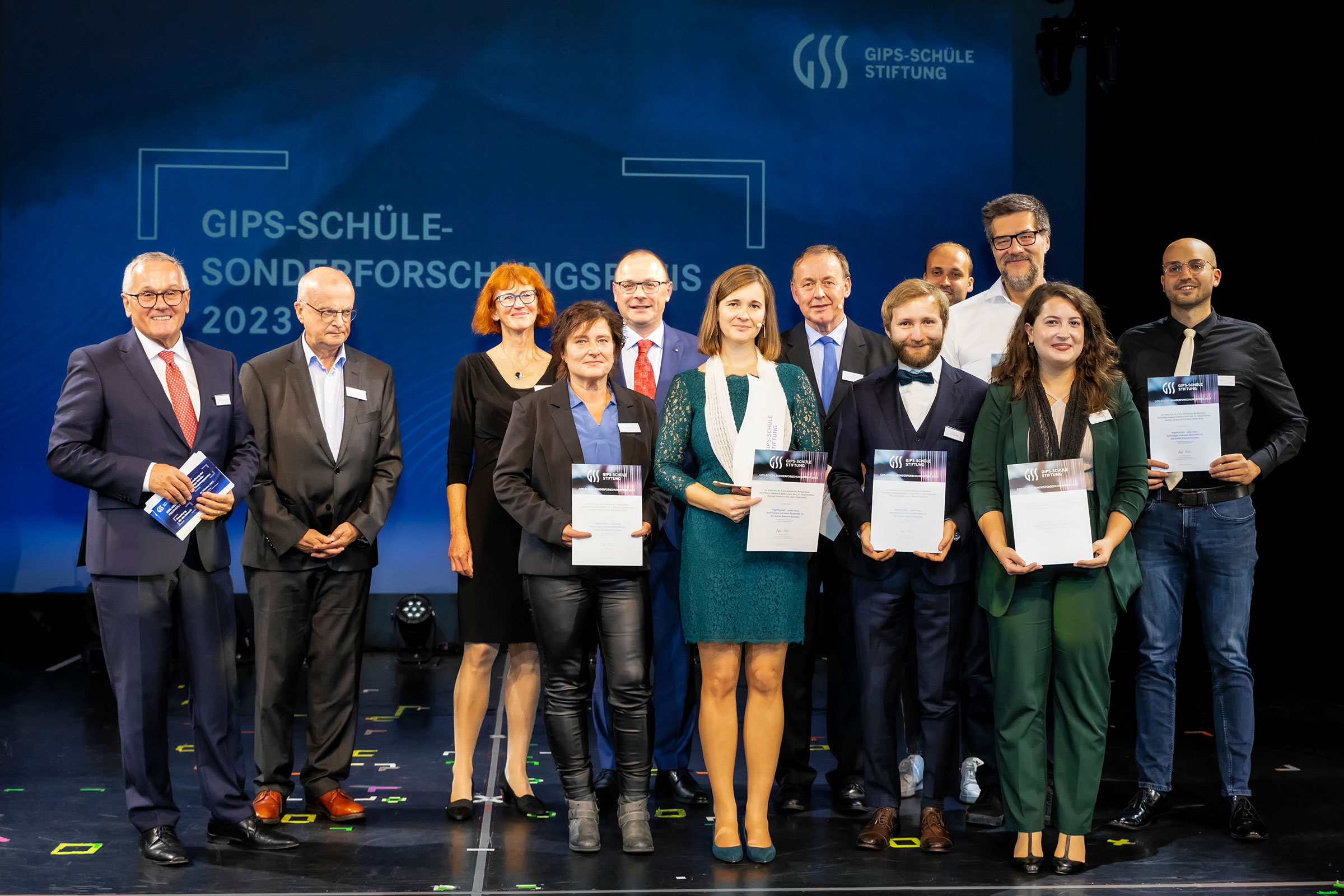 gss-gips-schuele-stiftung-forschungspreis-2023-antje-ota-gruppenbild