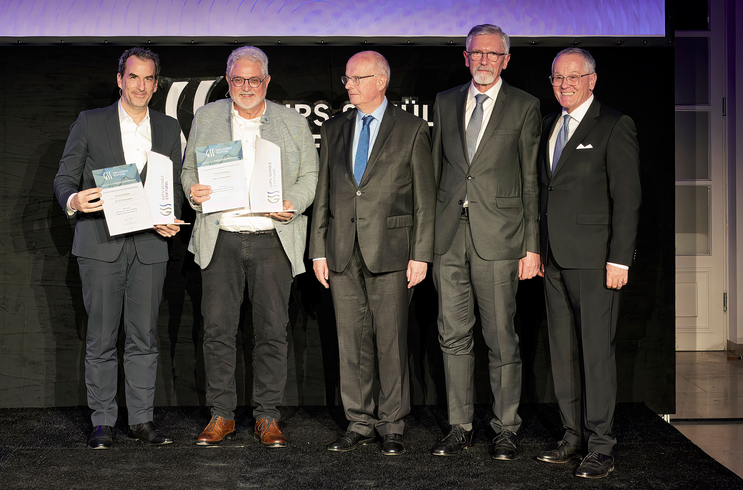 gips-schuele-stiftung-forschungspreis-2025-Menges-Speck-th